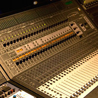 3 Differences Between Live and Studio Mixing