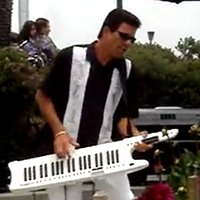 10 Guitar-envying Keytar Solos